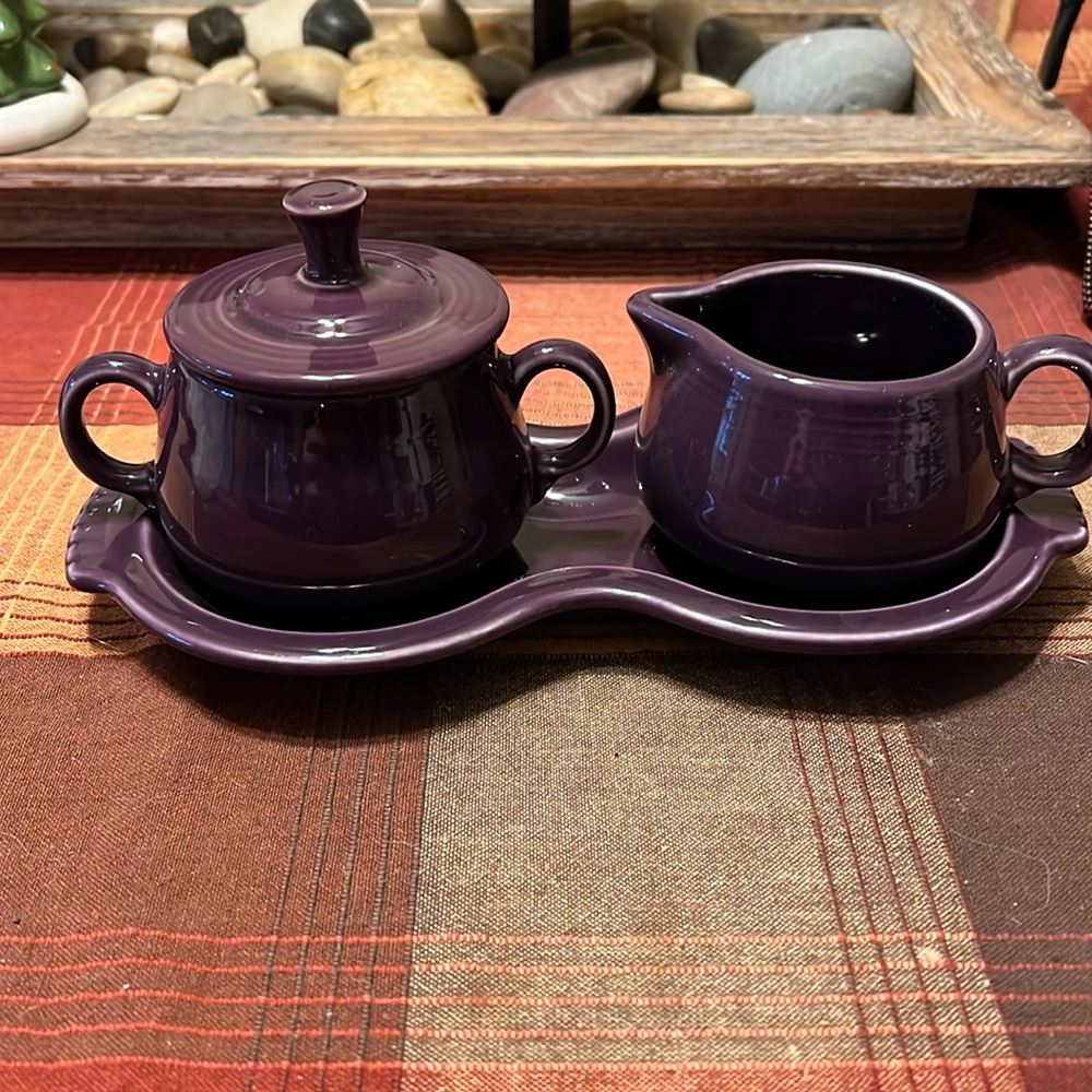 NWT Fiesta Sugar and Creamer set Mulberry